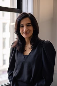 Laura Wallace Headshot